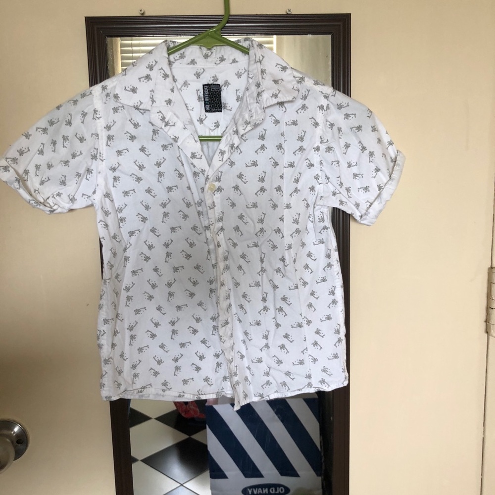 🌺 NO RETREAT Boys Short Sleeve Button Down Shirt